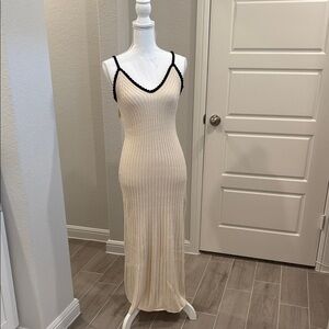 Elegant Cream Sleeveless Dress